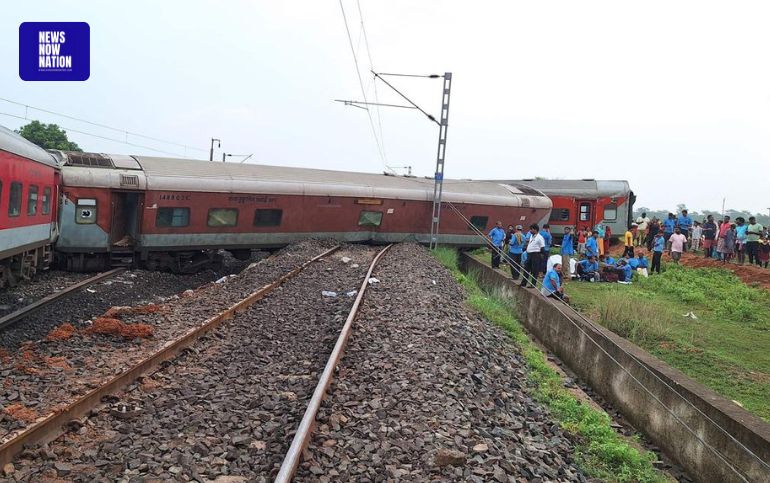 Howrah-Mumbai Train Derailment Highlights: Two Dead, 20 Injured as 18 Coaches Derail in Jharkhand